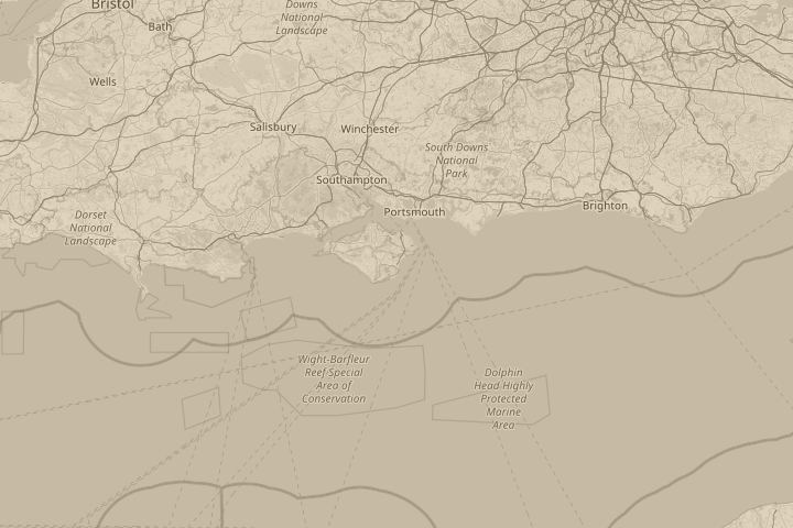 Map of the area around isle of wight, with the reported position circled