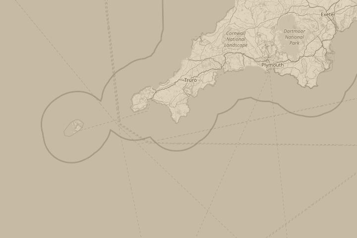 Map of the area around cadgwith, cornwall, with the reported position circled