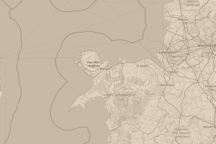 Map of the area around above nant ffrancon valley, uk, with the reported position circled