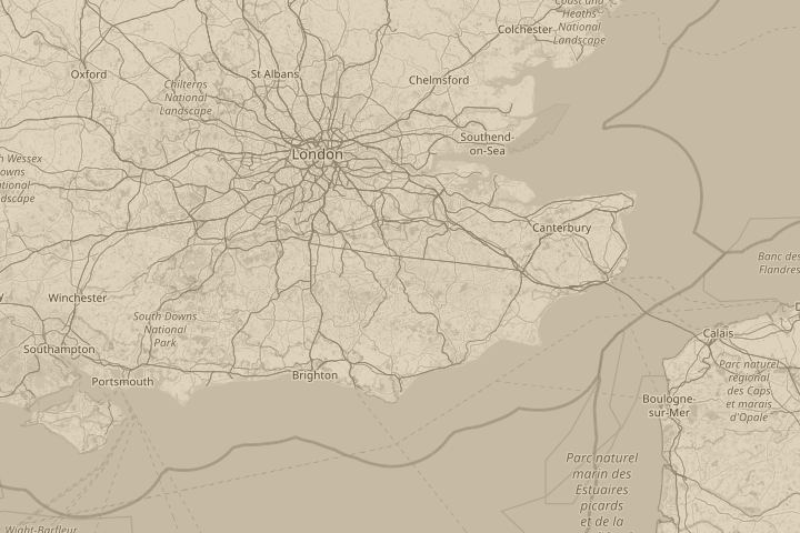 Map of the area around in the sky, centred on the reported position