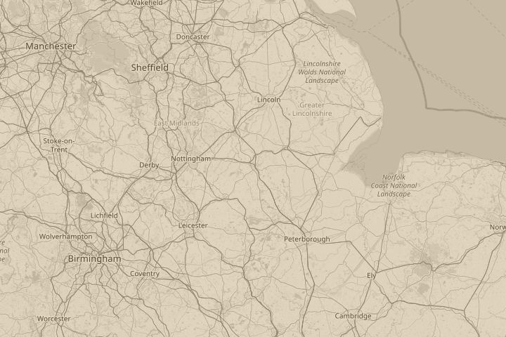 Map of the area around Sitting in my back garden, centred on the reported position