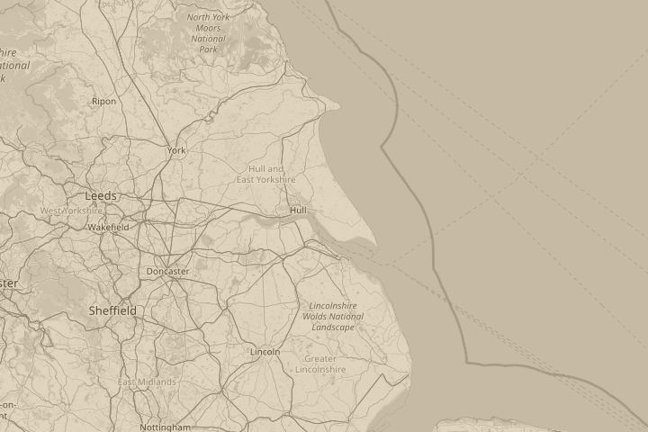Map of the area around looking east from Hull, UK, centred on the reported position